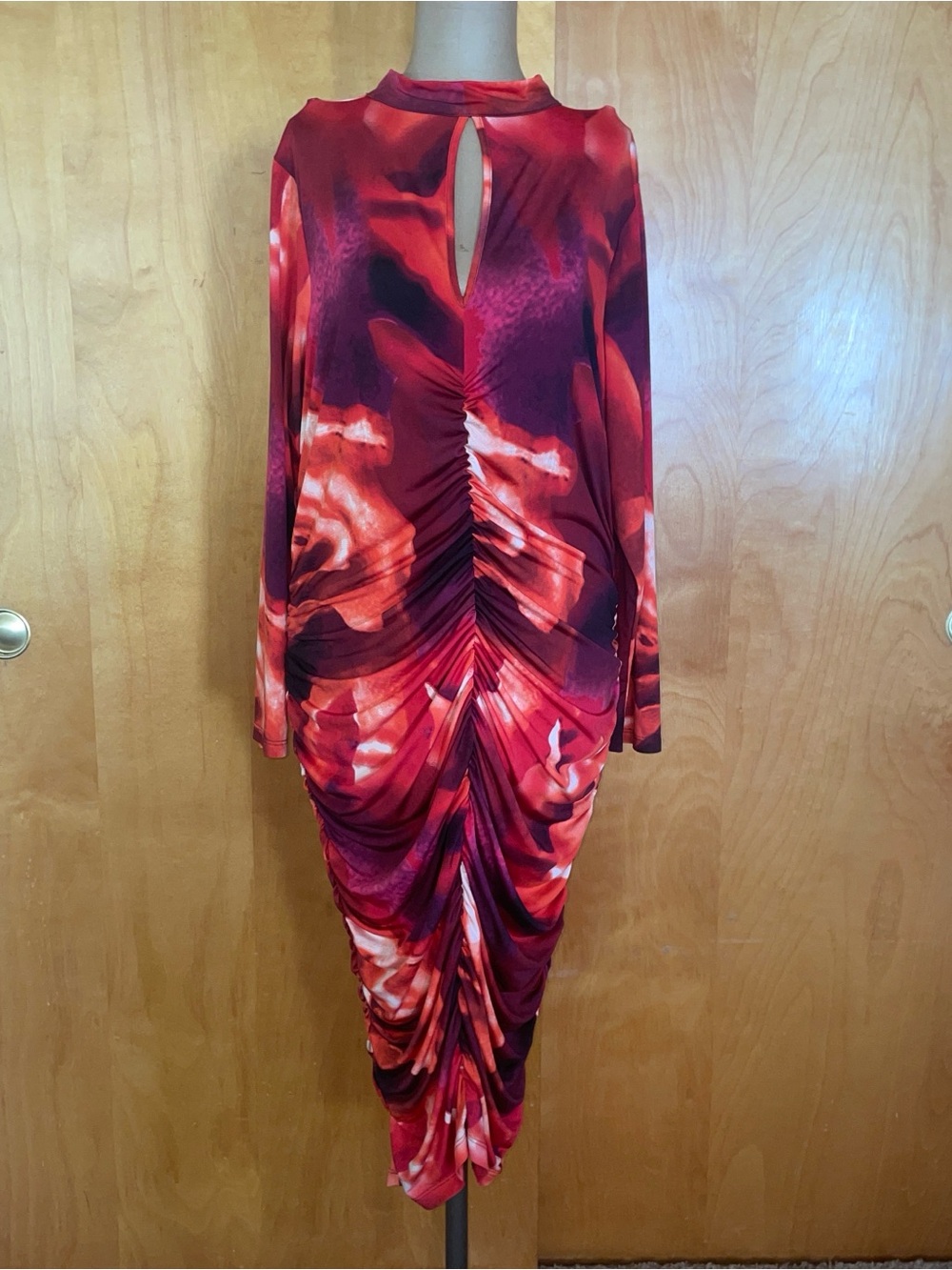 Ashley Stewart Red Floral Ruched Long Sleeve Dress -stretchy -soft